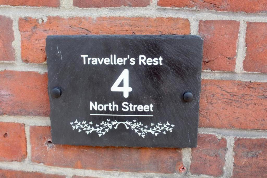 Traveller'S Rest - Cosy Cottage In Heart Of Wilton Salisbury Exterior photo